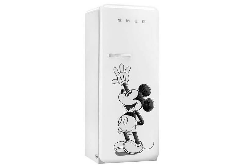 smeg-retro-design-refrigerator-mickey-mouse